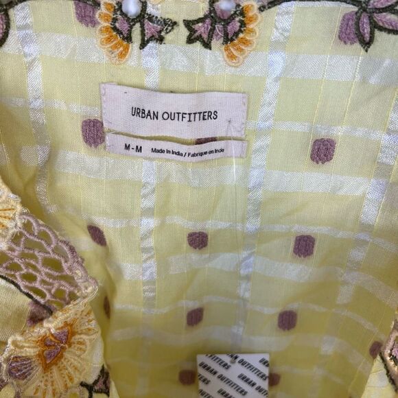 NWT Urban Outfitters Y2K Floral Embroidered Tank Top Cami Yellow Cottagecore M - Picture 4 of 9
